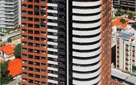 Flat no Mercure Meireles
